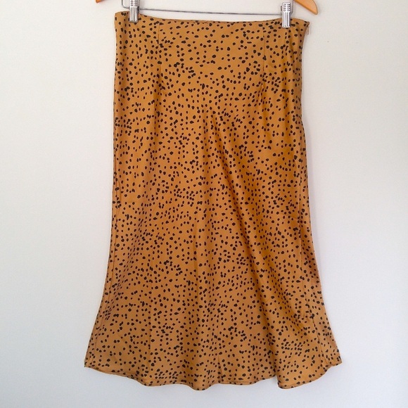 Silky Bias cut skirt animal print gold midi skirt NWOT - Picture 1 of 10